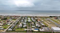 CONDOMÍNIO LAS DUNAS - Sobrado exclusivo!